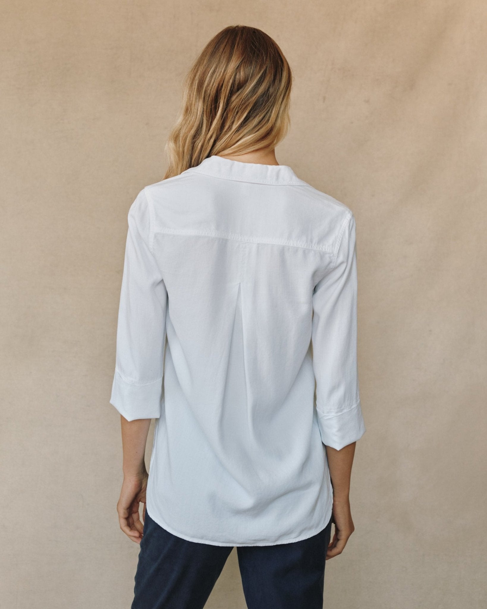 Bella Dahl Effortless Shirt Tail Button Down in White - Bella Dahl