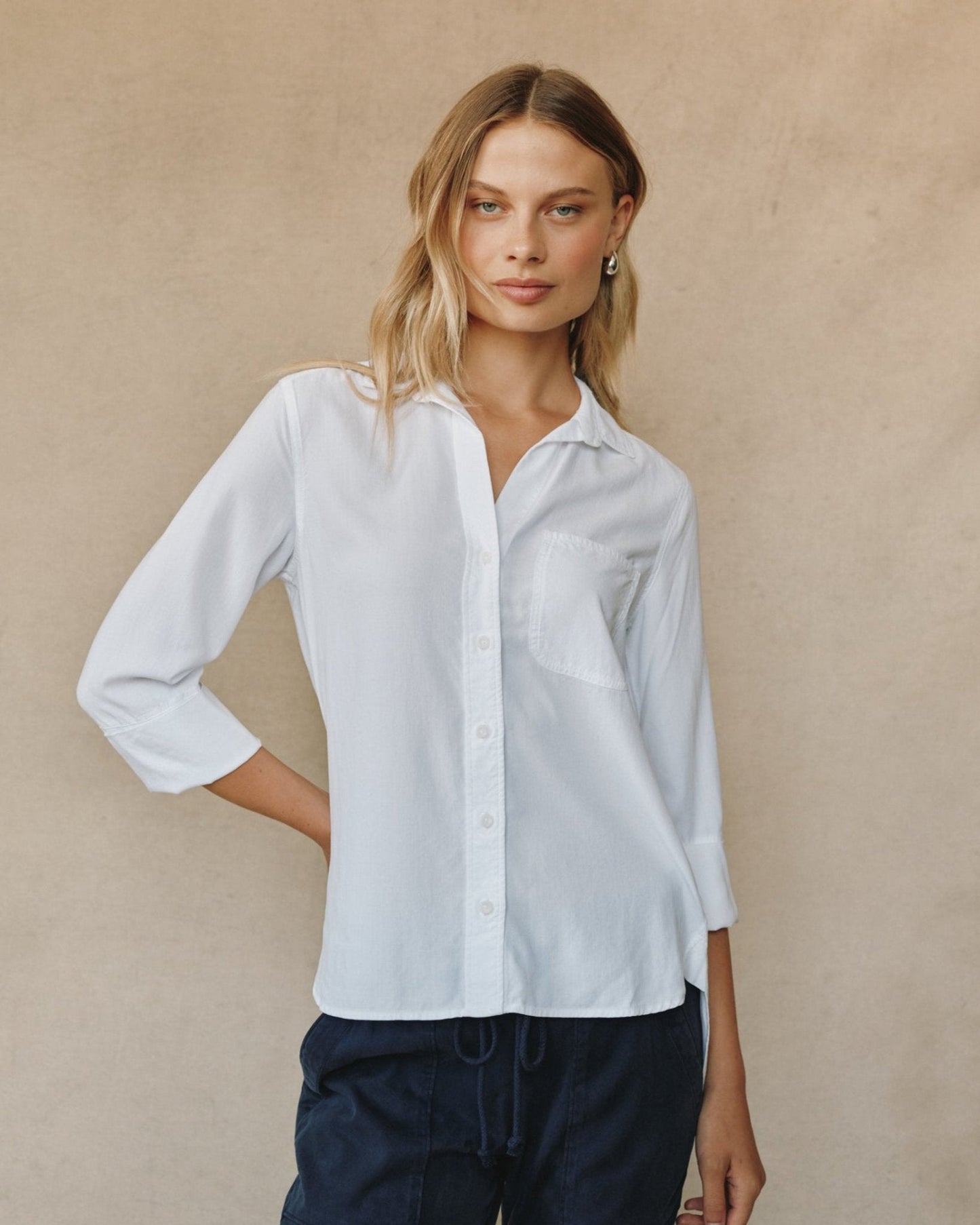 Bella Dahl Effortless Shirt Tail Button Down in White - Bella Dahl