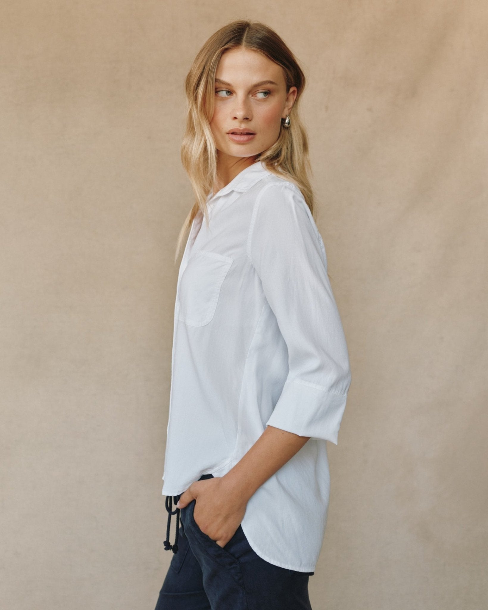 Bella Dahl Effortless Shirt Tail Button Down in White - Bella Dahl