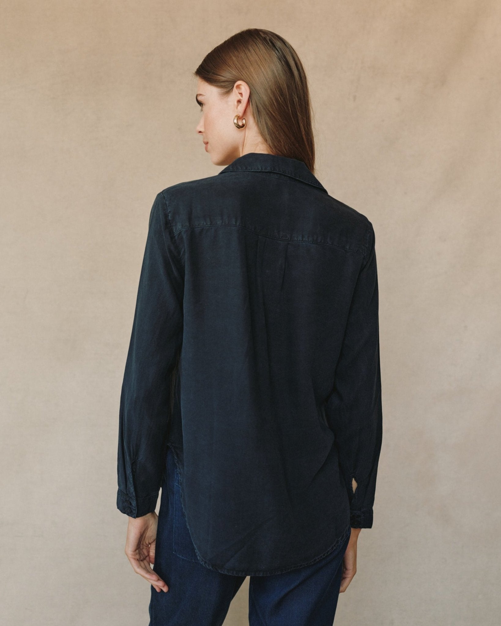 Bella Dahl Two Pocket Button Down Shirt in Vintage Black - Bella Dahl