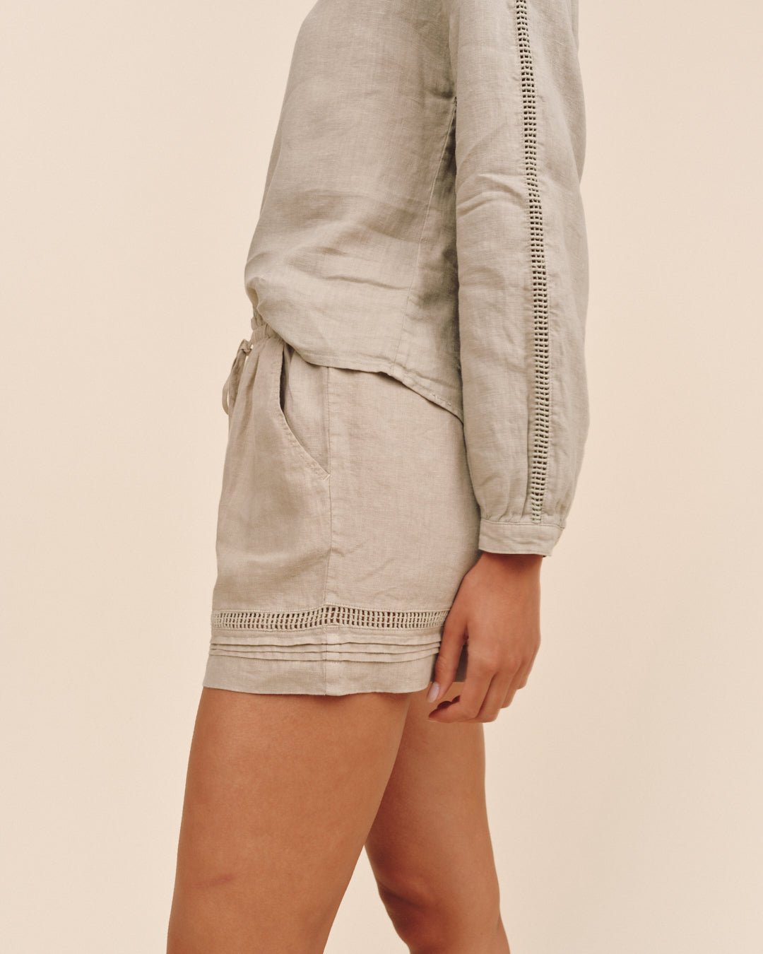 Bella Dahl Lattice Pintuck Short - Green Tea