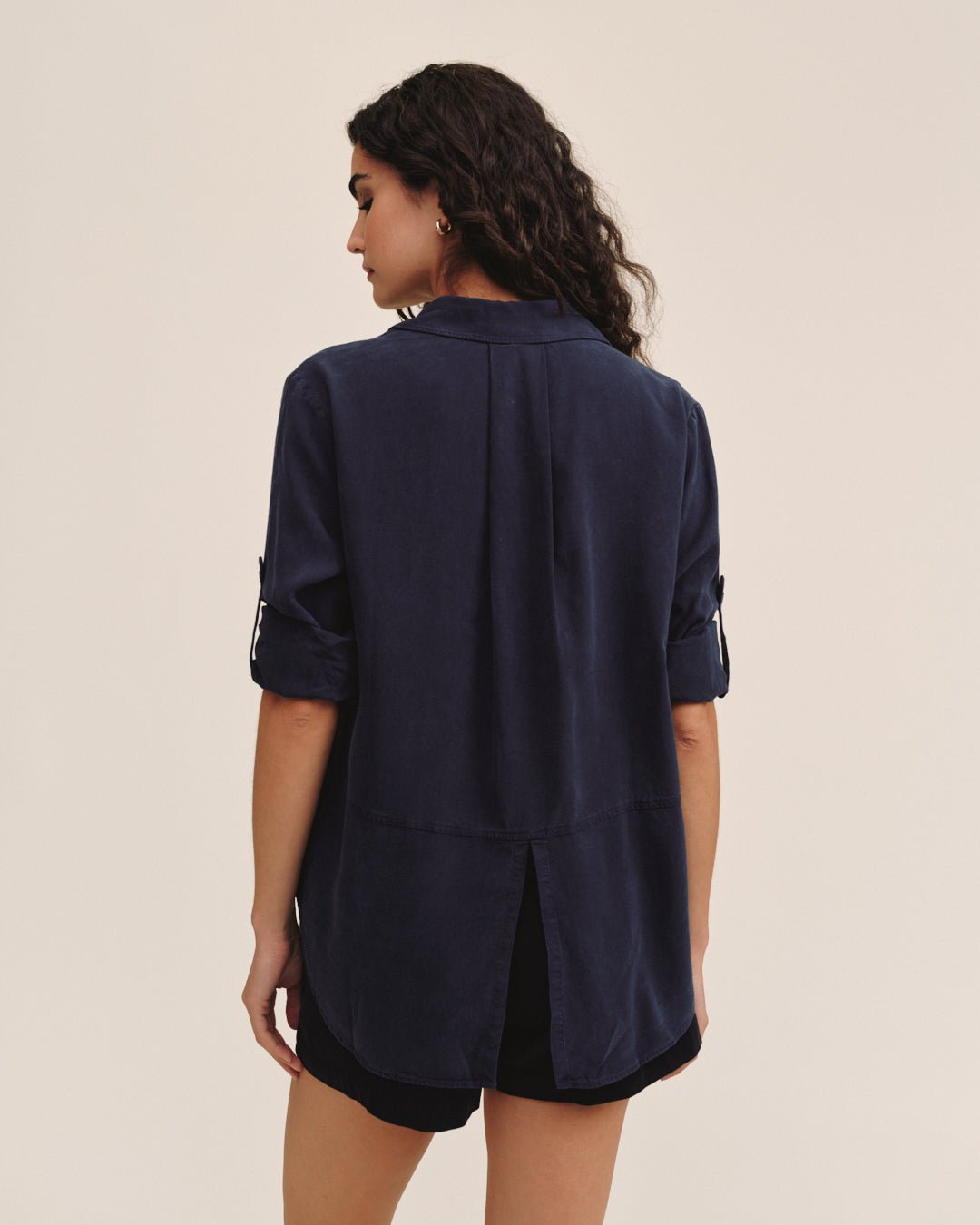 Bella Dahl Split Back Button Down in Endless Sea - Bella Dahl