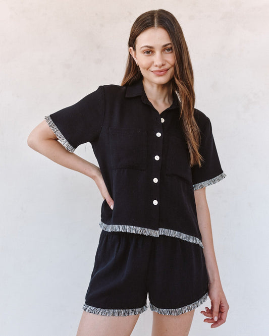 Bella Dahl Short Sleeve Fray Trim Shirt - Black