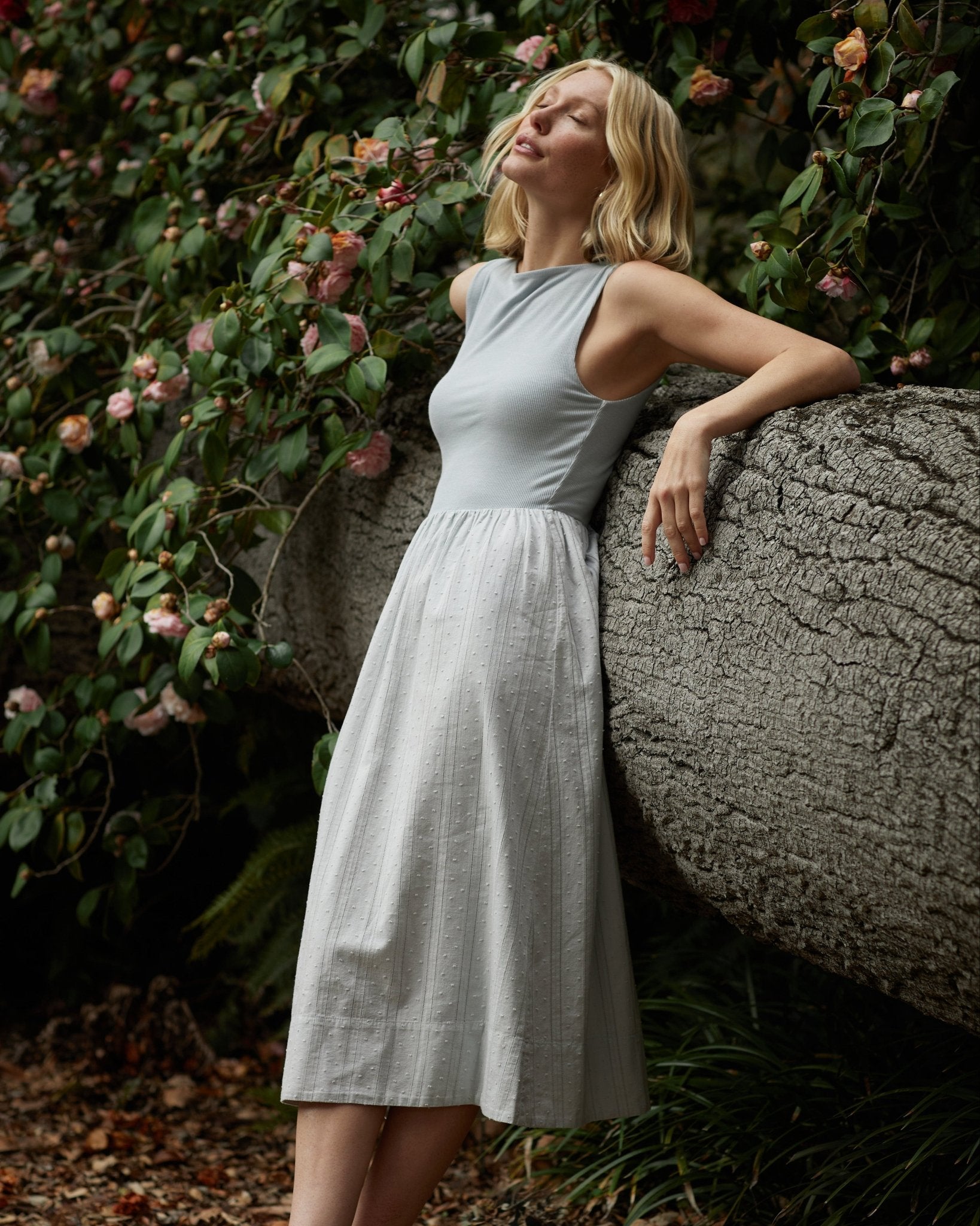 Bella Dahl Mixed Crew Neck Midi Dress - Minted Sage