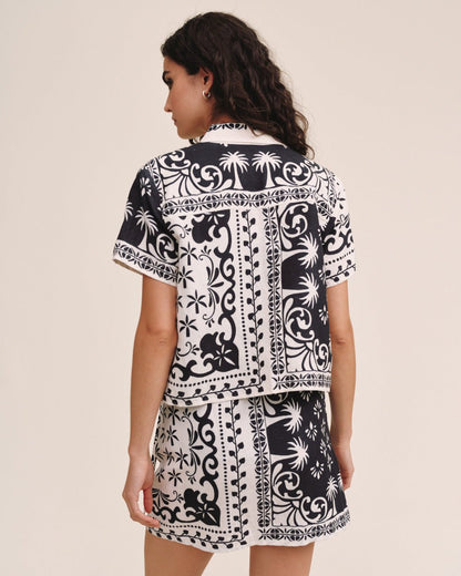 Bella Dahl Bandana Short Sleeve Camp Shirt - Tropical Bandana Print