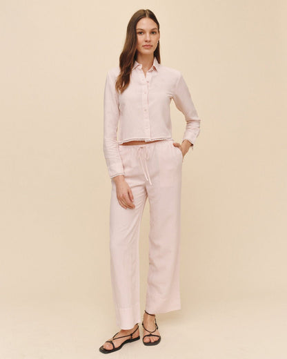 Bella Dahl Long Sleeve Cropped Shirt With Trim - Ballet Pink
