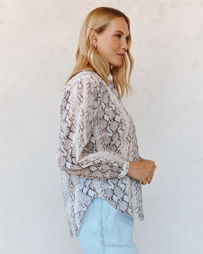 Bella Dahl Shirred Mandarin Collar Shirt - Blush Snake Print