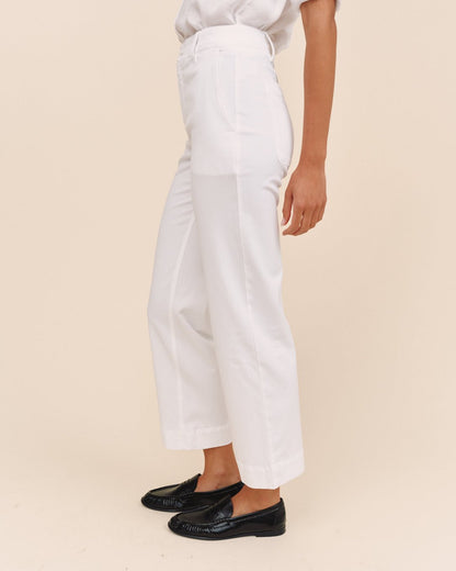 Bella Dahl Saige Wide Leg Crop - White