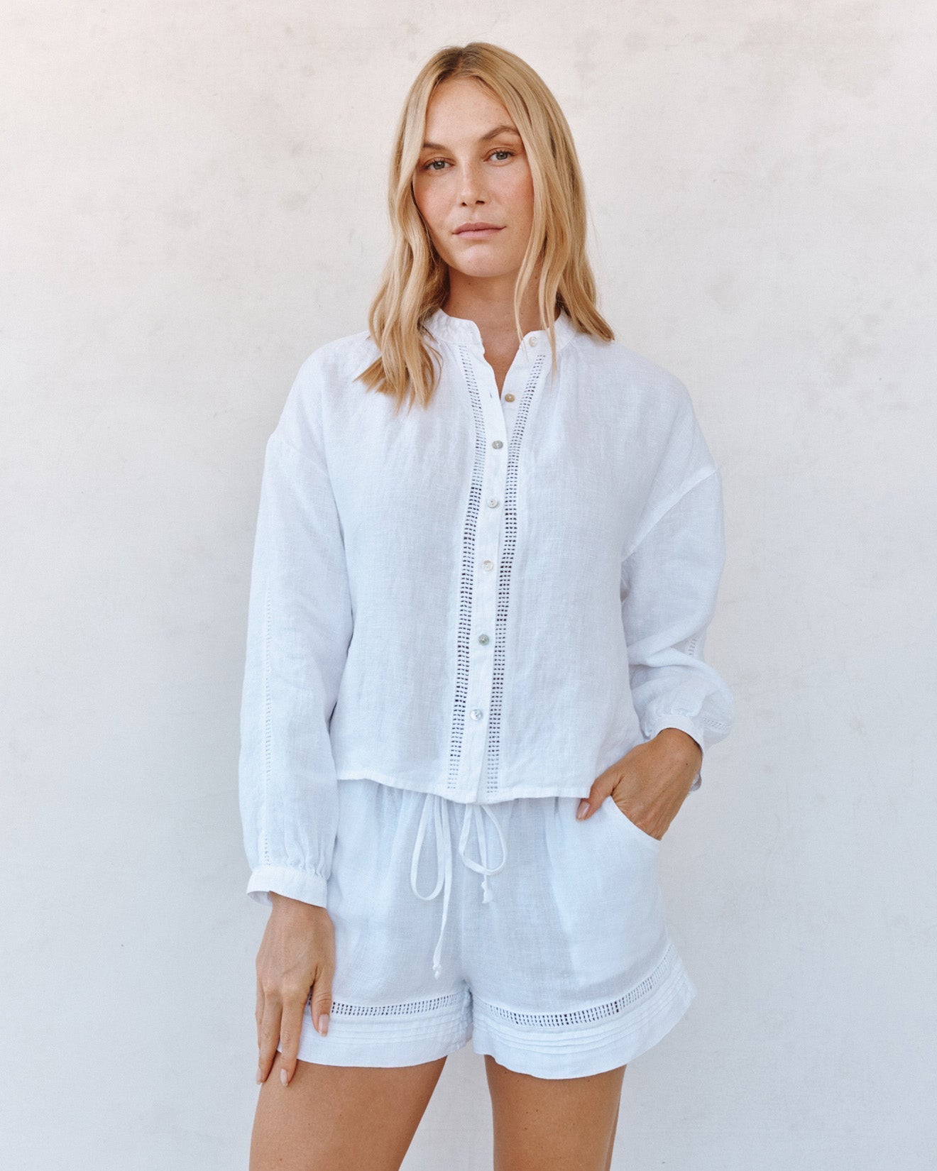 Bella Dahl Mandarin Collar Trimmed Button Down - White