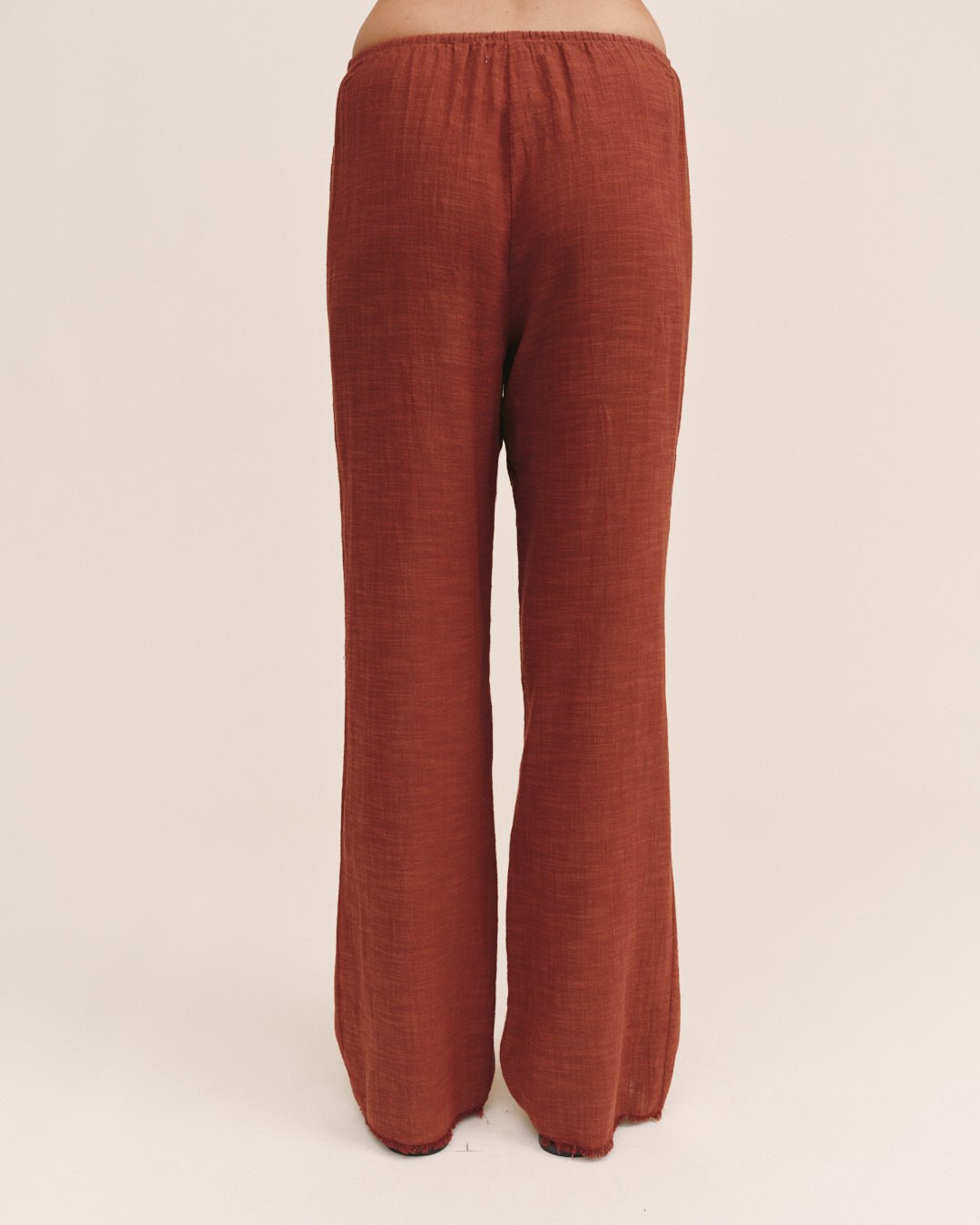 Bella Dahl Fray Hem Beach Pant - Red Sand