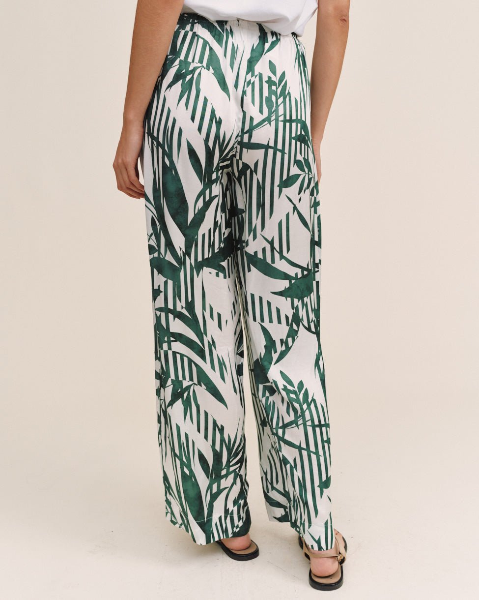 Bella Dahl Wide Leg With Wide Hem - Palm Paradise Print